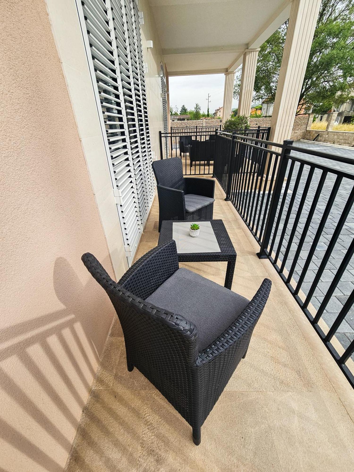 קוטור Boulevard Apartments מראה חיצוני תמונה
